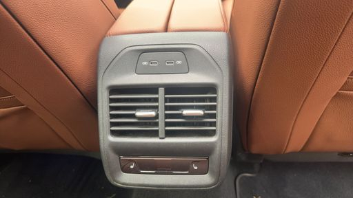 Skoda Superb Combi 1.5 TSI 150 mHEV DSG7 - Laurin & Klement – 2024 – 43063 km – Hybride essence – Boîte Automatique — photo 13