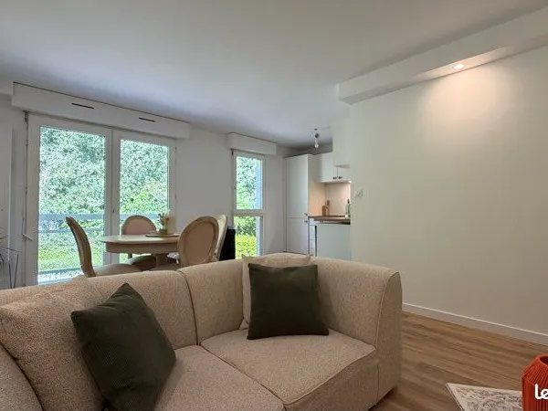 Appartement T3 rénové - 2 chambres - balcon - garage - accès direct Val de Chézine
