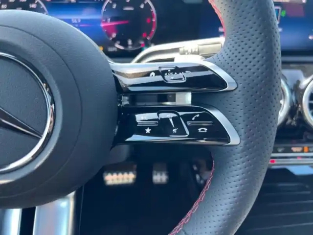 Mercedes Classe A 200 d amg line — photo 13