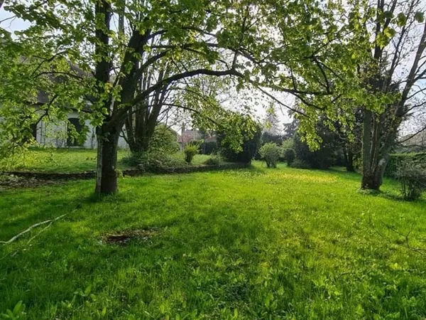 Terrain 780 m²