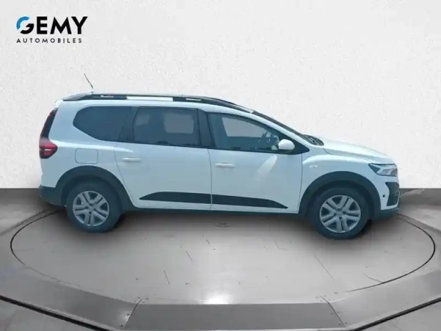 Dacia Jogger eco-g 100 5 places — photo 4