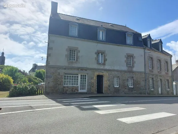 Local 23 pièces 609 m²