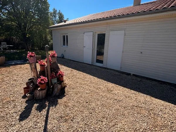 Les roches premaries - maison avec grand jardin