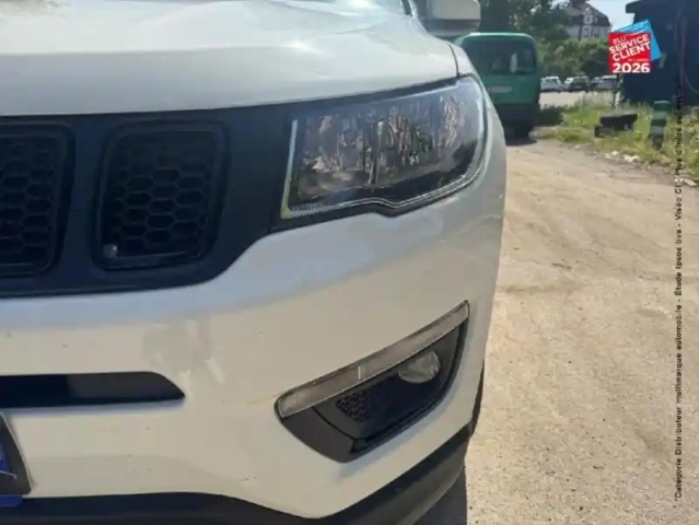 Jeep Compass 1.3 gse t4 130ch limited 4x2 — photo 13
