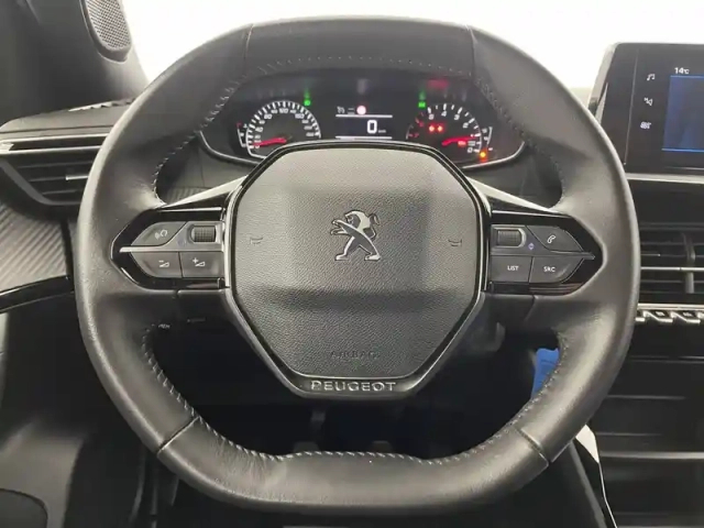 Peugeot 2008 puretech 100 s&amp;s bvm6 — photo 23