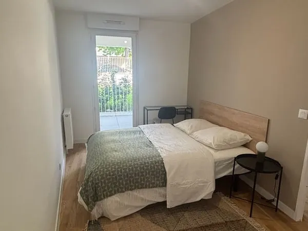 Appartement 1 pièce 85 m²