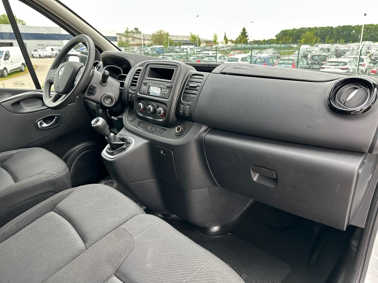 Renault Trafic fgn l1h1 1000 kg dci 120 grand confort — photo 11