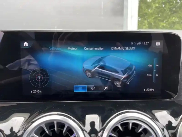 Mercedes Gla amg 35 4matic — photo 20