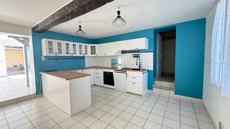 Photo 3