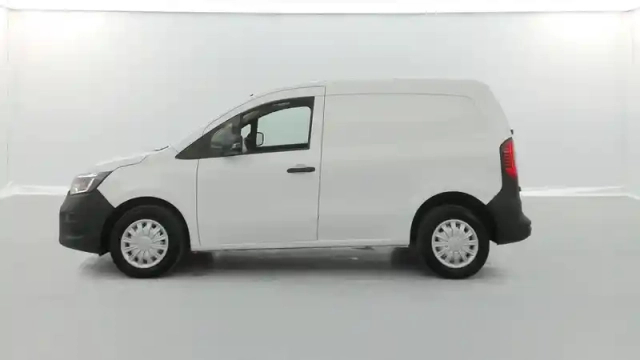 Renault Kangoo van blue dci 115 edc — photo 11