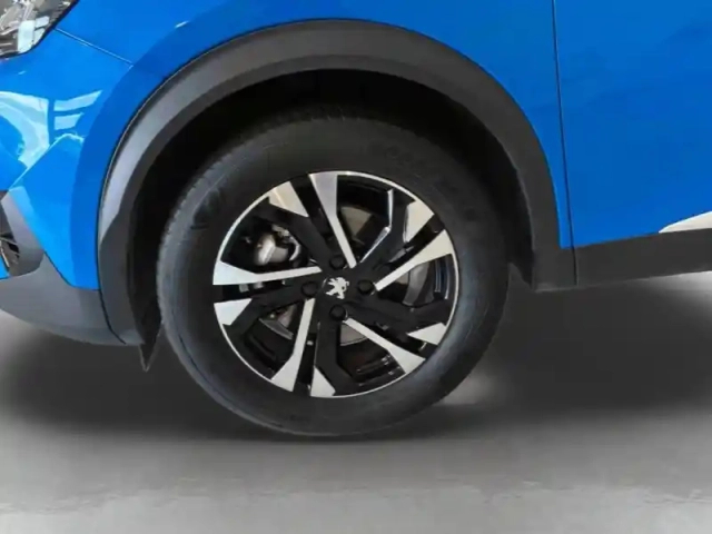 Peugeot 2008 e- 136ch roadtrip — photo 11