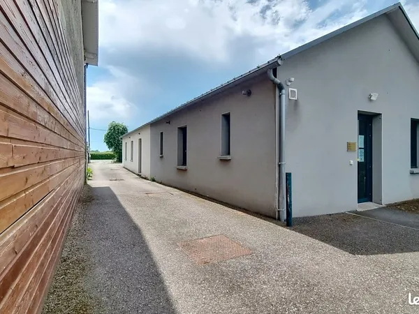 Immeuble 8 pièces 100 m²