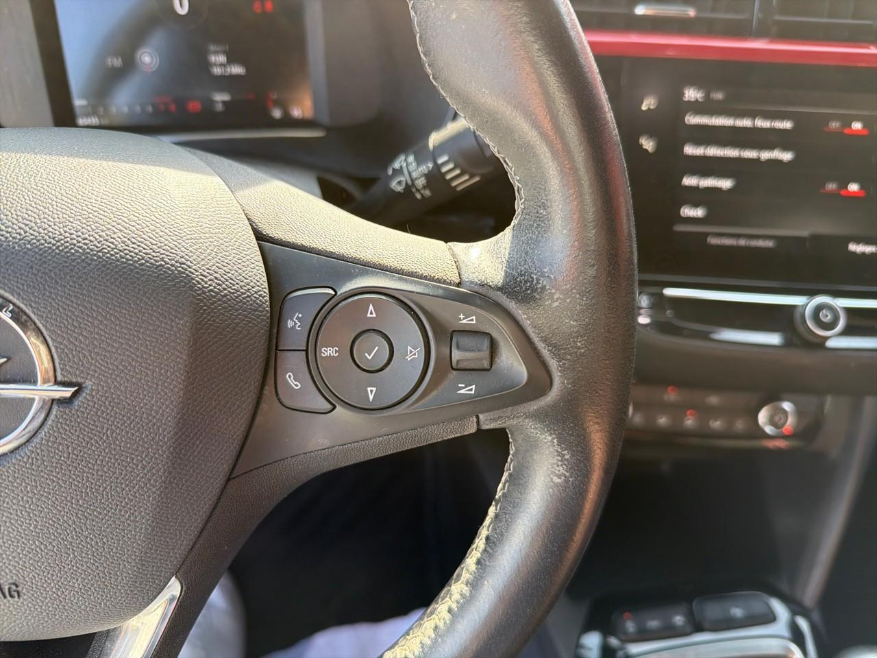 Opel Corsa 1.2 turbo 100 ch bvm6 gs line — photo 16