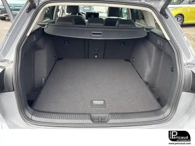 Volkswagen Golf sw 1.5 etsi evo2 150 dsg7 — photo 10