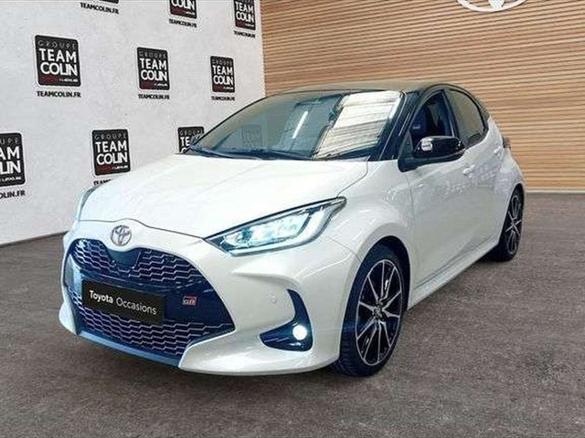 Toyota YARIS Toyota Yaris 130h GR Sport 5p MC24