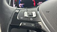 Volkswagen T-Roc 1.5 TSI EVO 150ch Carat Euro6d-T 117g — photo 17