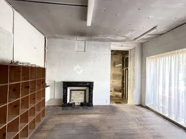 Maison 7 pièces 215 m²