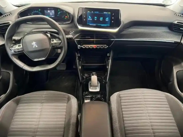 Peugeot 2008 e- 136ch active pack — photo 7