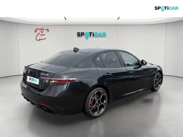 Alfa Romeo Giulia 2.2 diesel 160ch veloce at8 — photo 22