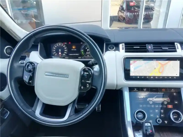 Land Rover Range Rover mark ix p400e phev 2.0l 404ch — photo 16