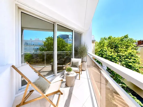 Appartement La Garenne Colombes 4 pièces 93.12 m2