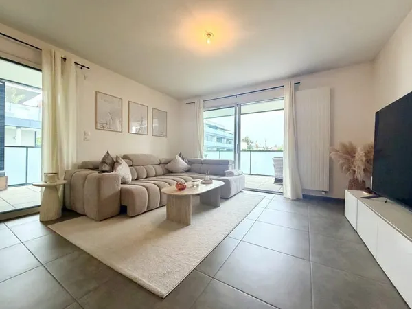 CRANVES-SALES - GRAND T3 DE 77 M² AVEC TERRASSE DE 47 M² EXPO SUD-EST