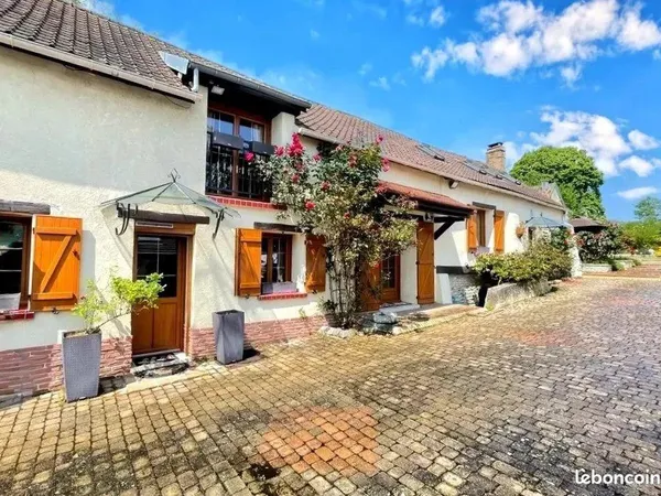 Maison 8 pièces 167 m²