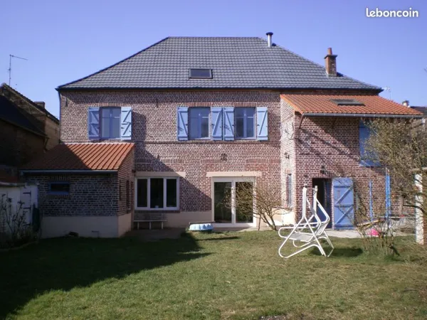 Maison 9 pièces - Semi bourgeoise