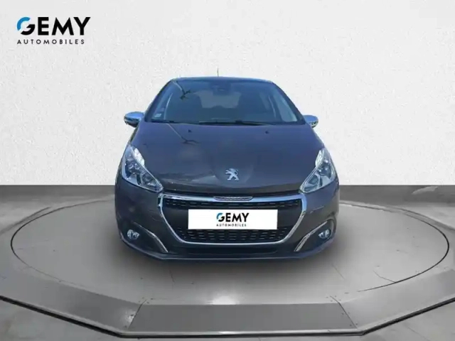 Peugeot 208 puretech 110ch s&amp;s bvm6 — photo 2