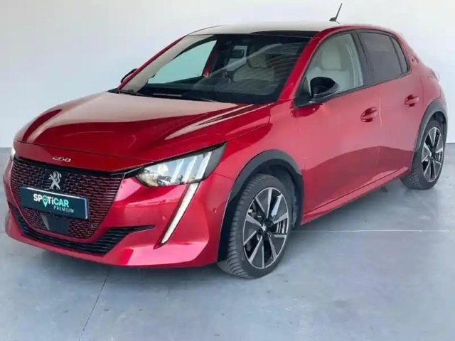 Peugeot 208 e- 136ch gt pack — photo 1