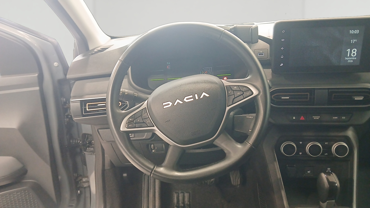 Dacia Jogger Hybrid 140 7 places GSR2 — photo 10