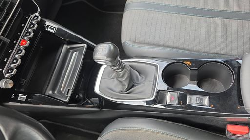 Peugeot 208 1.2 PureTech 100 - Allure – 2021 – 54998 km – Essence – Boîte Manuelle — photo 21
