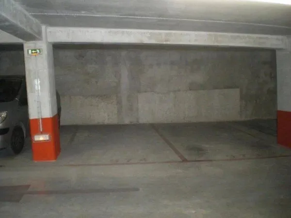 Parking 15 m²