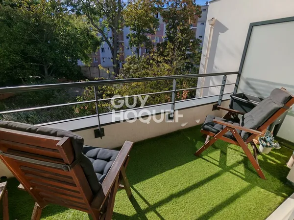 Grand appartement familial proche RER B LAPLACE