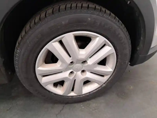 Dacia Sandero eco-g 100 — photo 16