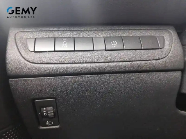 Peugeot 208 1.2 puretech 68ch bvm5 — photo 21
