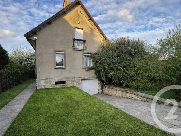 Maison 7 pièces 225 m²