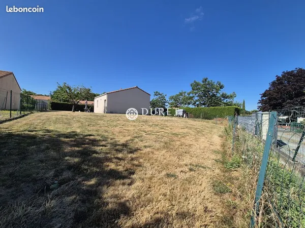 Terrain 340 m² La Remaudière