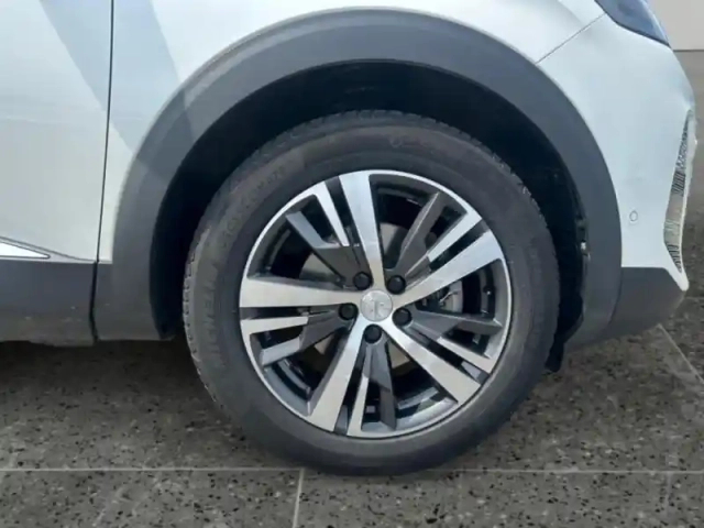 Peugeot 3008 1.2 puretech 130ch s&amp;s allure pack eat8 — photo 14