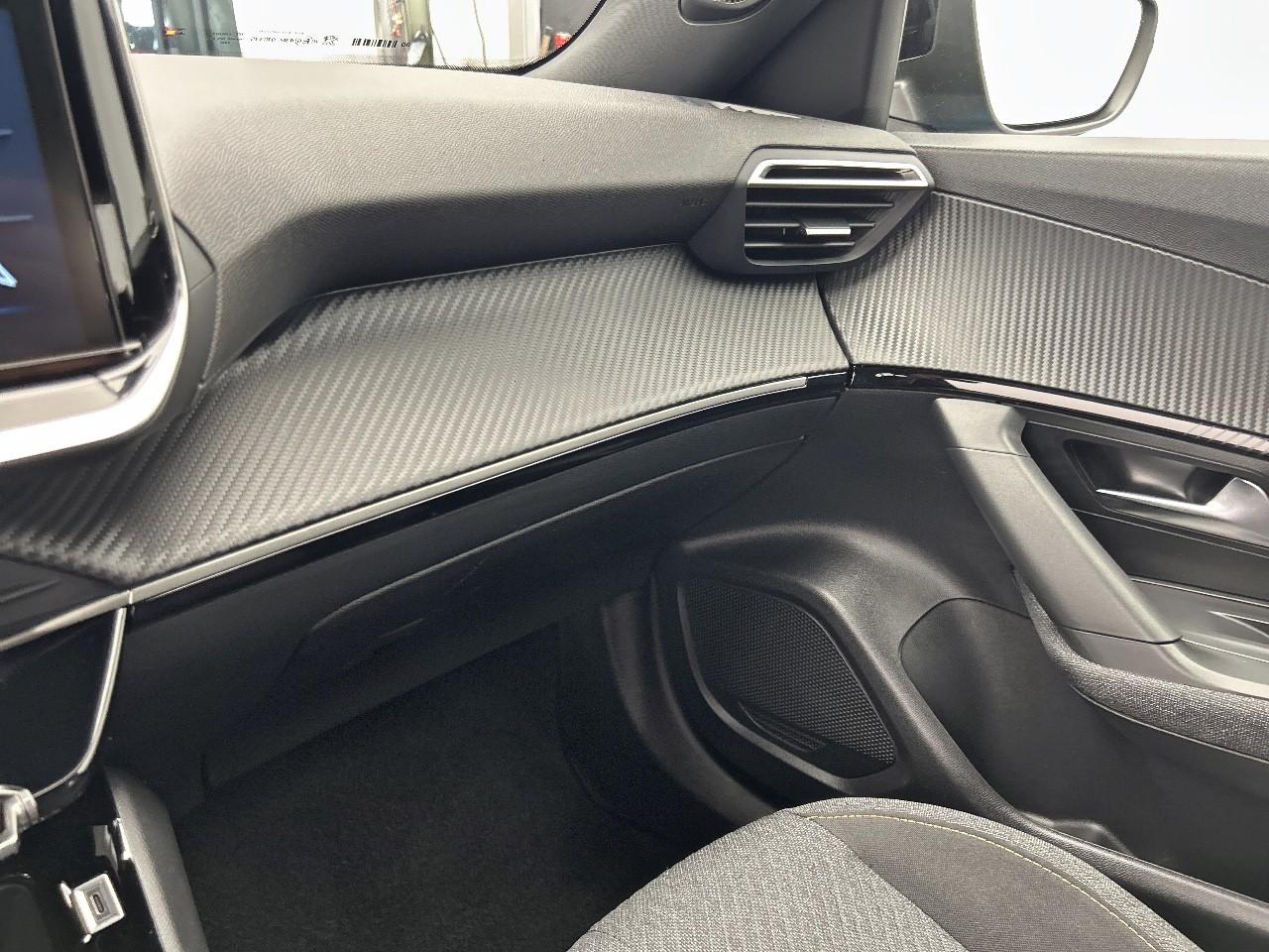 Peugeot 2008 100 s&s bvm6 style — photo 28