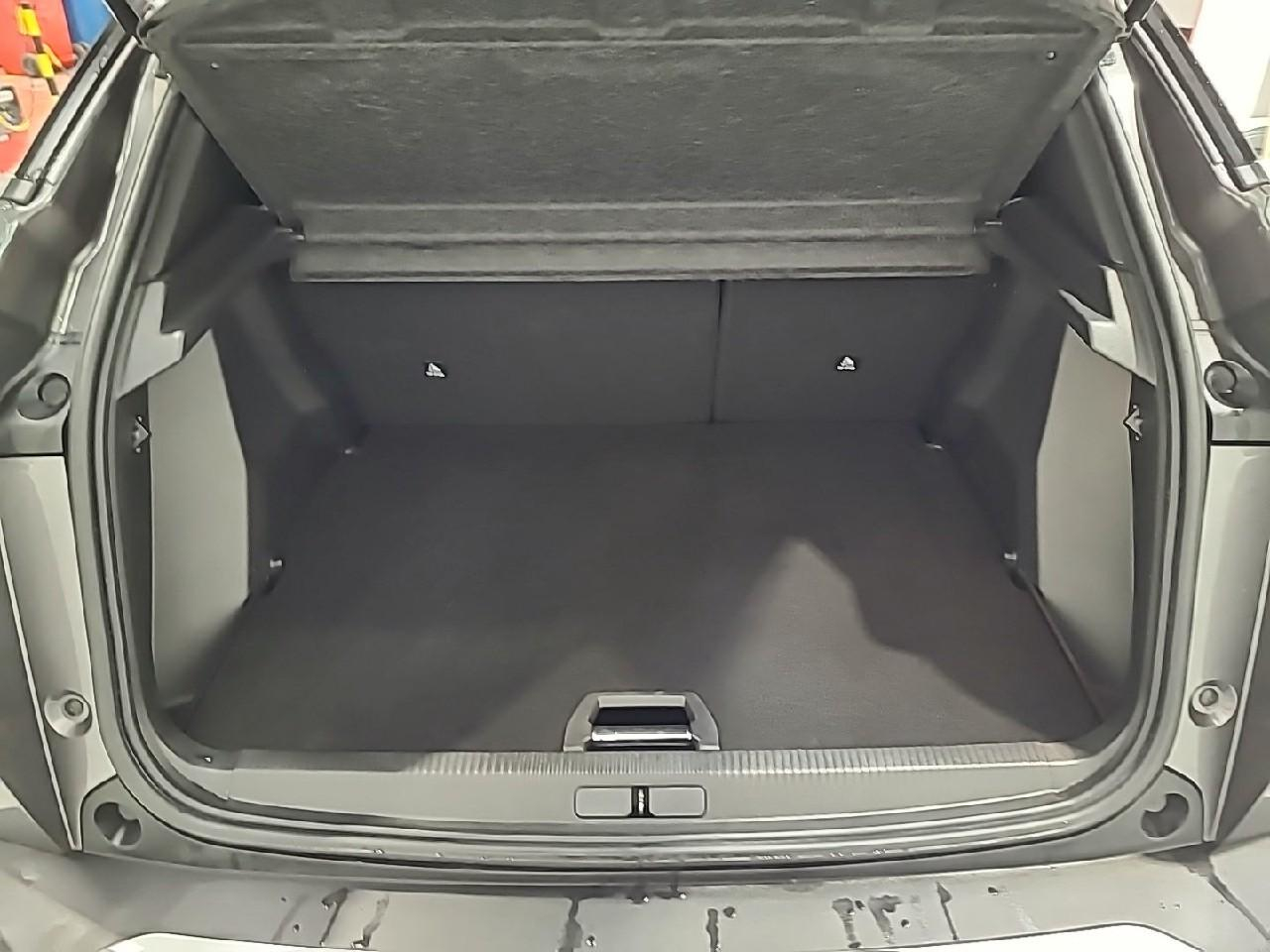 Peugeot 2008 puretech 130 s&s eat8 roadtrip — photo 14
