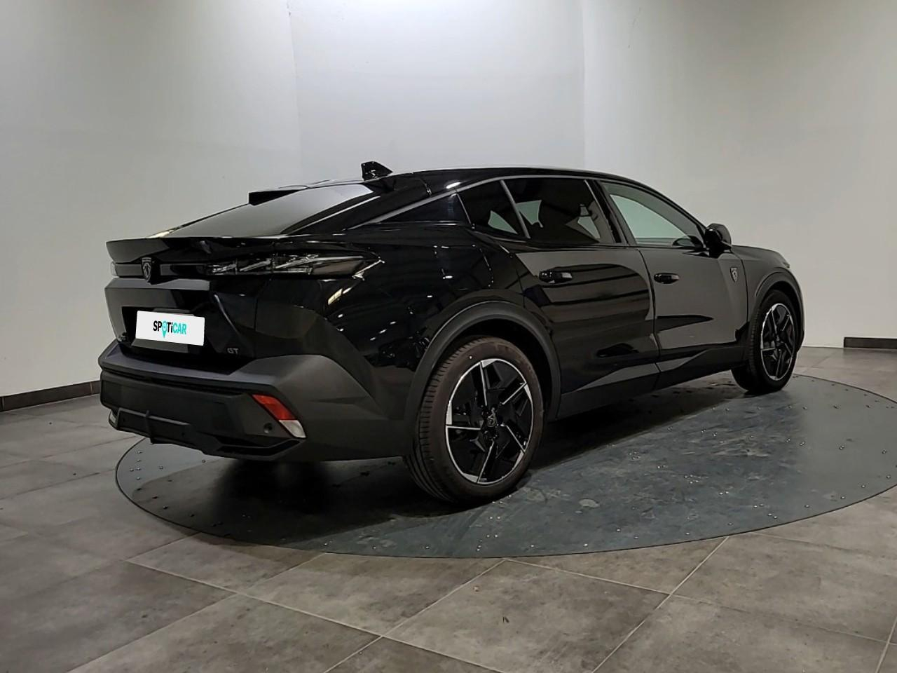 Peugeot 408 hybrid 136 e-dcs6 gt — photo 5
