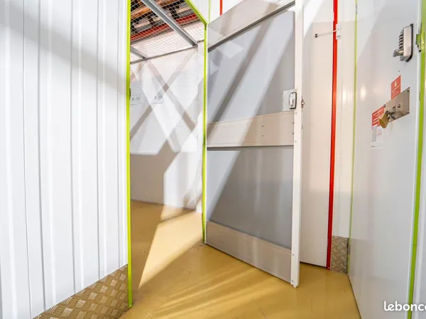 Garage/box 11 m² Le Bignon