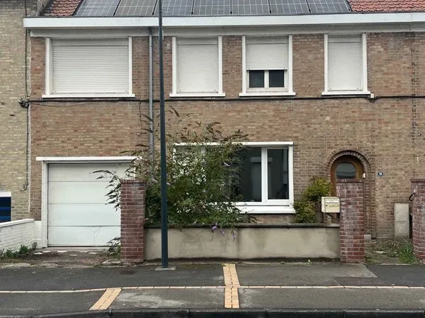 Exclusivité Jcl Immobilier Gravelines : Maison mitoyenne 115m² habitable , 3 chambres, Jardin et Gar