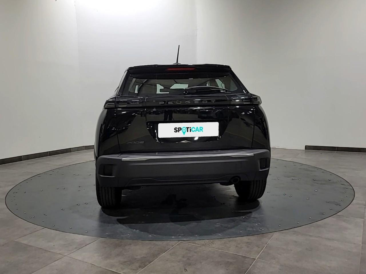 Peugeot 2008 puretech 100 s&s bvm6 active — photo 4