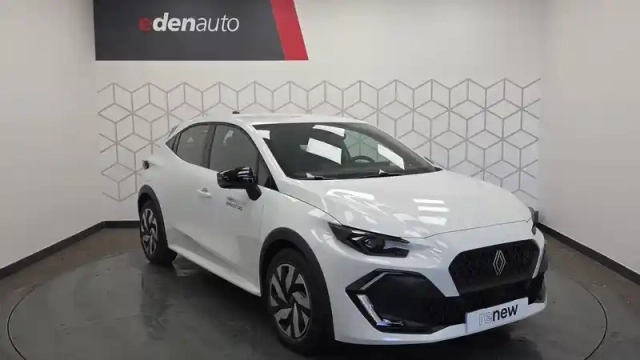 Renault Clio e-tech full hybrid 160 ch