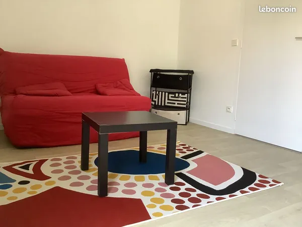 Studio meublé et équipé Vannes Port