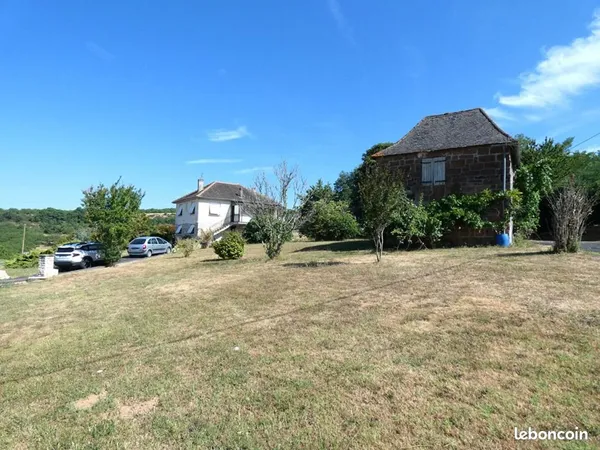Maison 10 pièces 145 m²