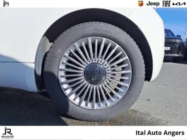 Fiat 500 e 95ch icône/radars recul — photo 11