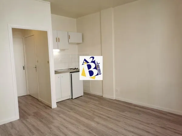STUDIO L'HOUMEAU 18M2